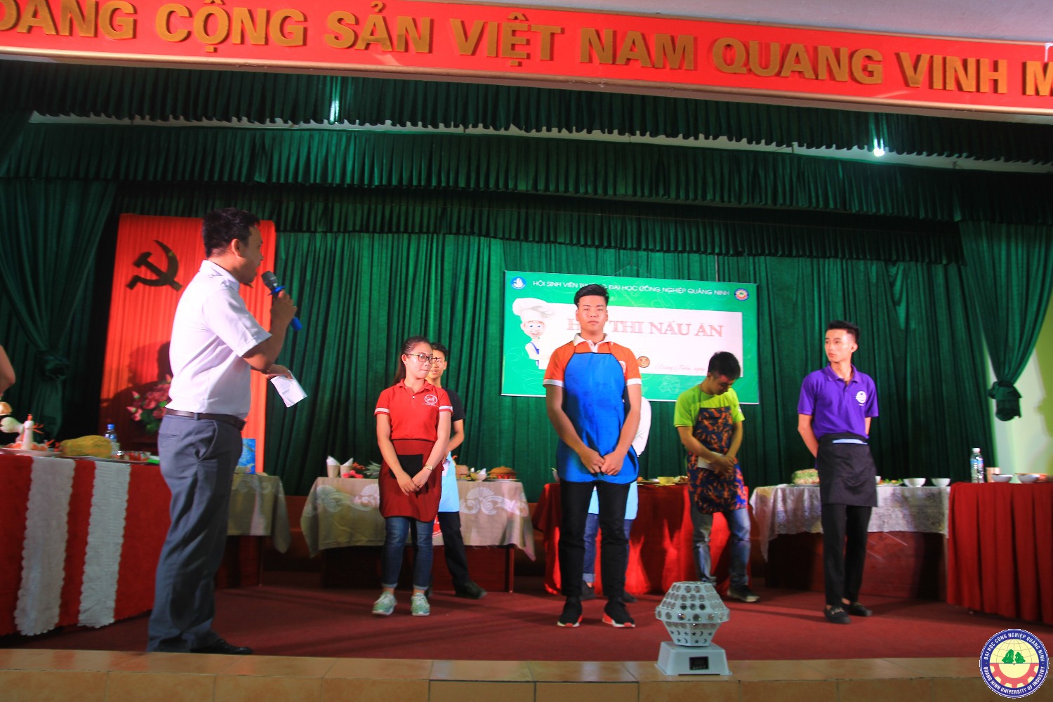 Hội thi nấu ăn chào mừng ngày 20/10 hội sinh viên trường