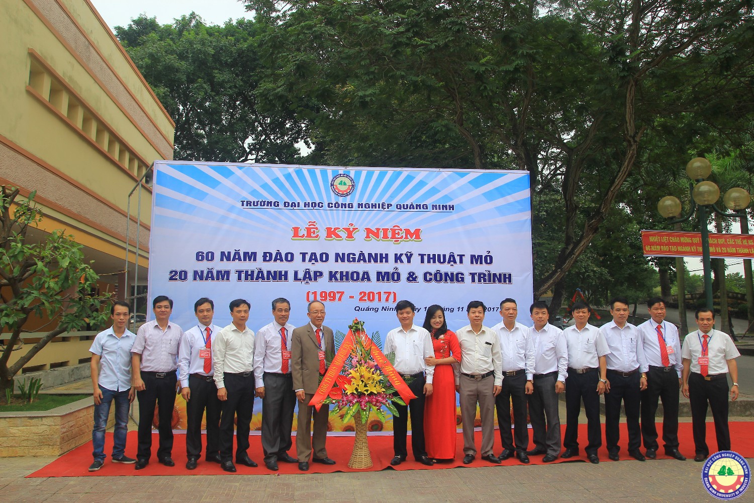 Kỉ niệm 20 năm thành lập khoa Mỏ-Công trình