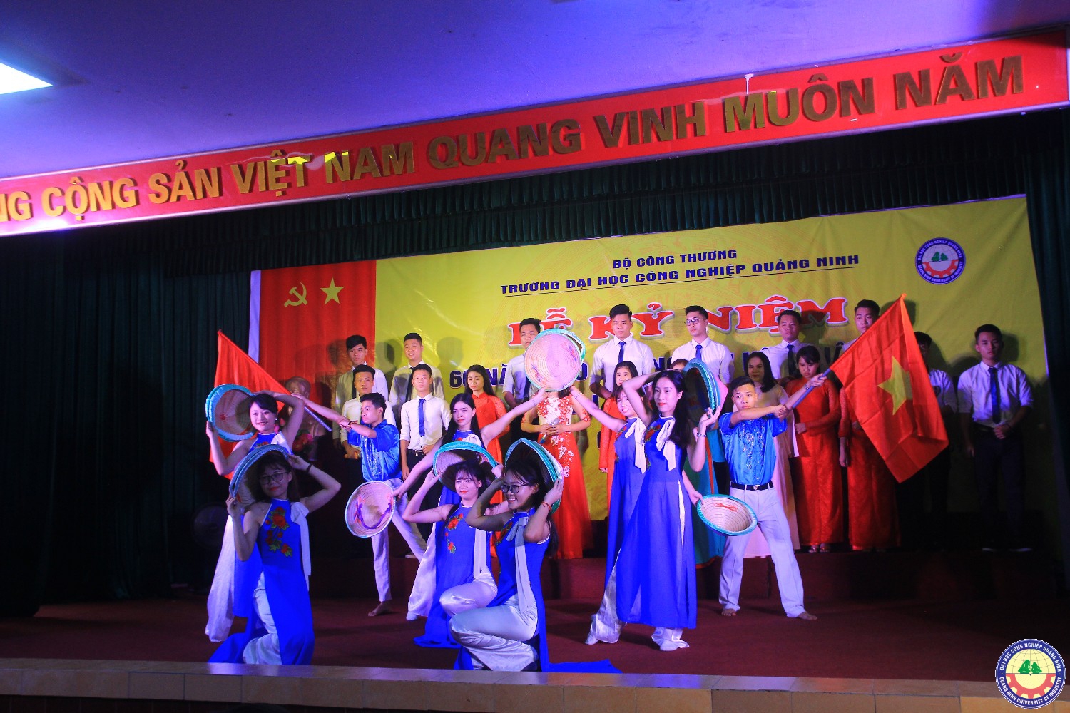 Kỉ niệm 20 năm thành lập khoa Mỏ-Công trình