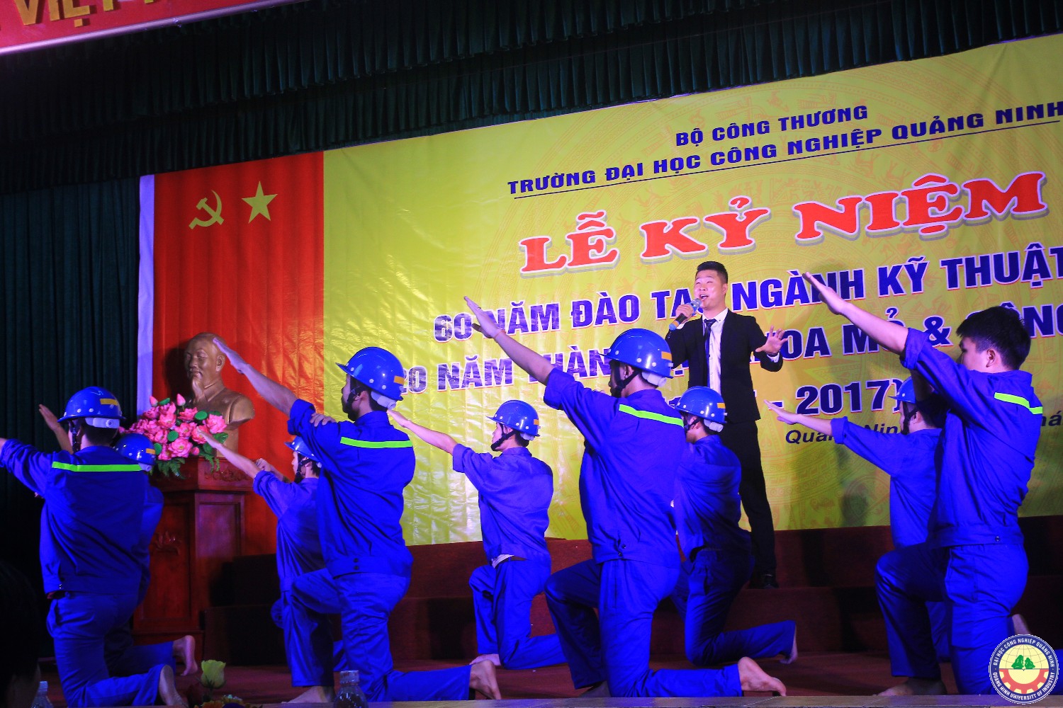 Kỉ niệm 20 năm thành lập khoa Mỏ-Công trình