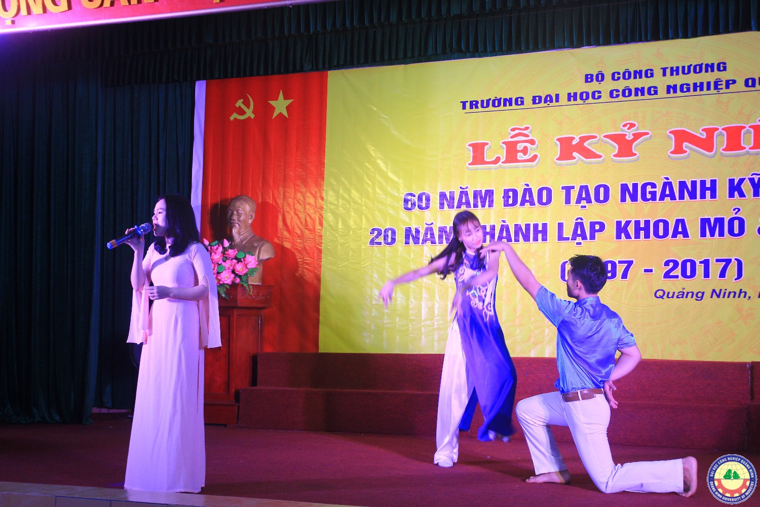 Kỉ niệm 20 năm thành lập khoa Mỏ-Công trình