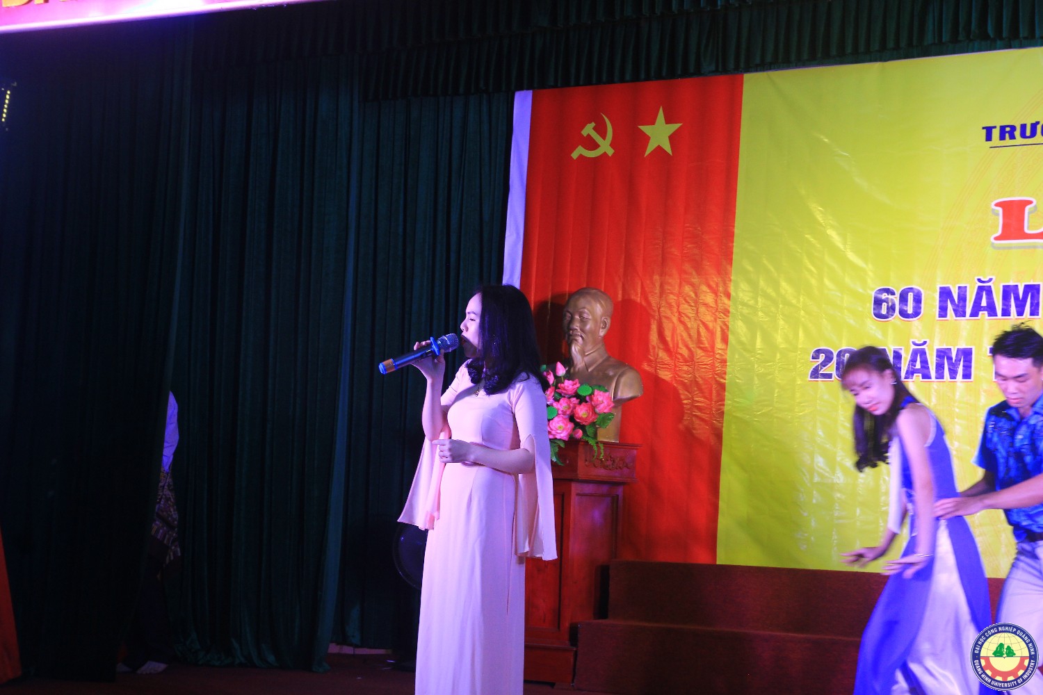 Kỉ niệm 20 năm thành lập khoa Mỏ-Công trình