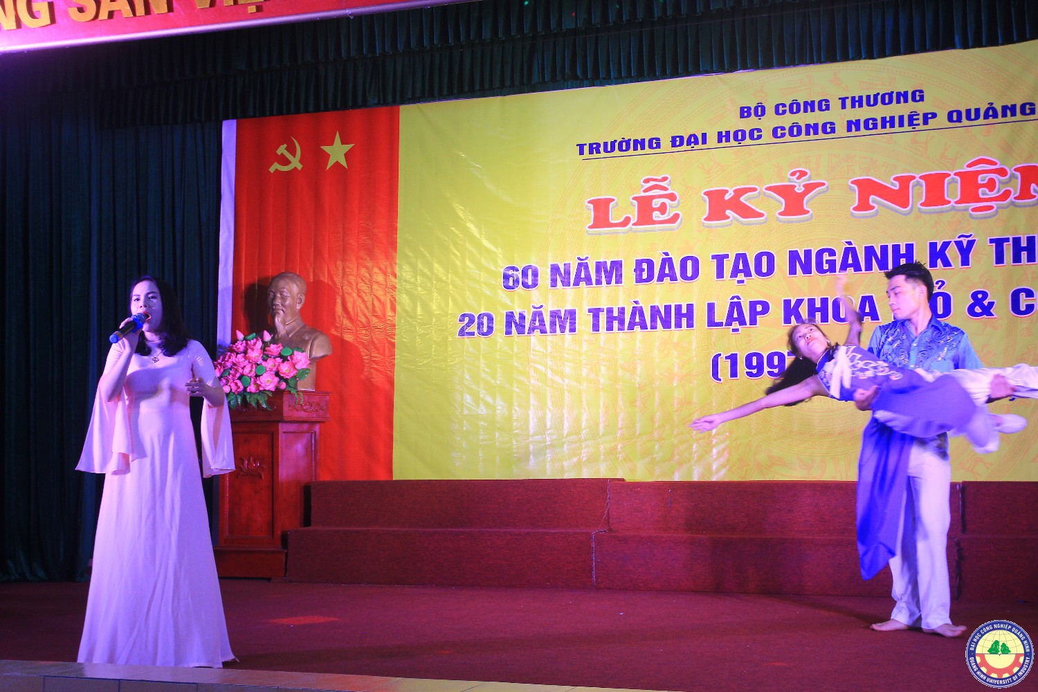 Kỉ niệm 20 năm thành lập khoa Mỏ-Công trình