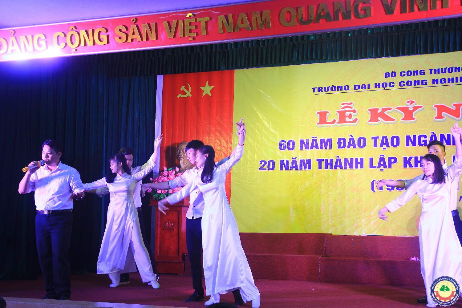 Kỉ niệm 20 năm thành lập khoa Mỏ-Công trình