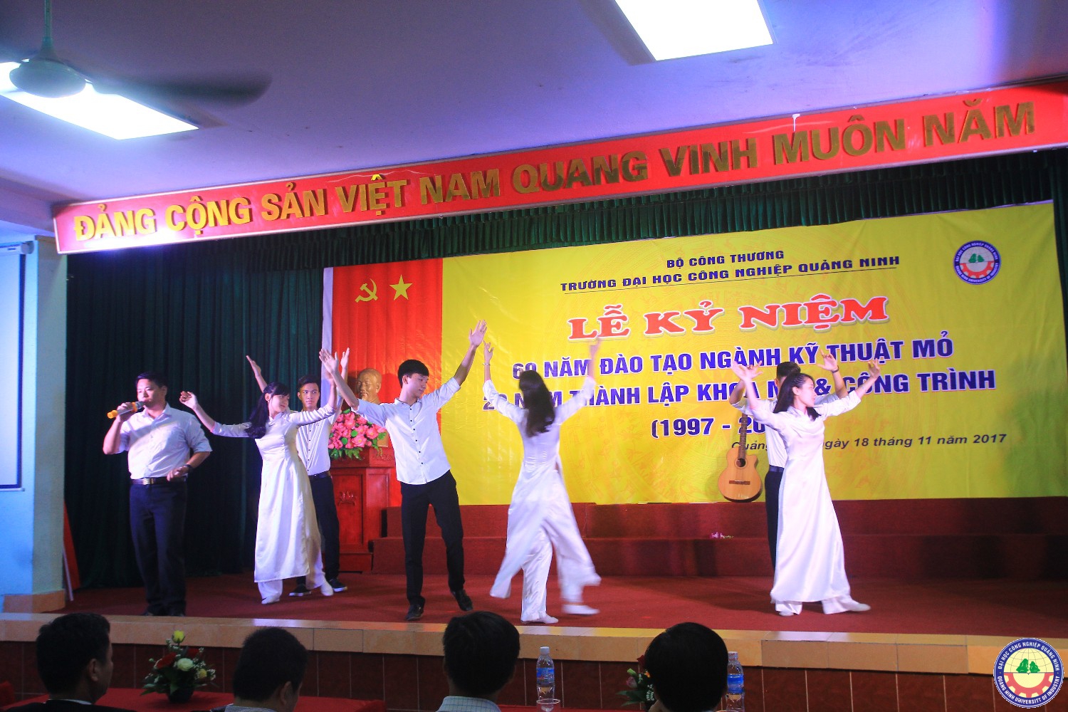 Kỉ niệm 20 năm thành lập khoa Mỏ-Công trình
