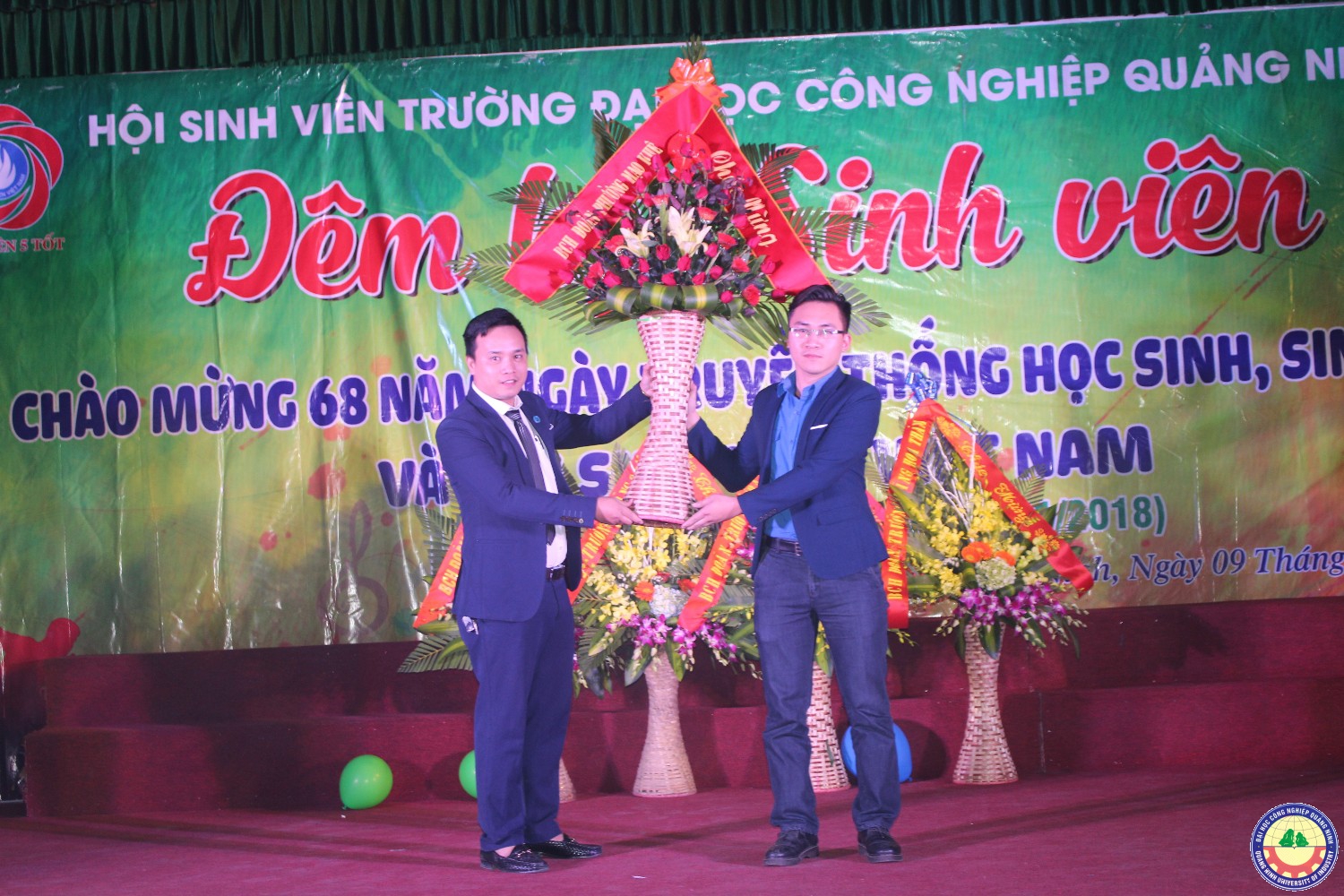 Đêm hội sinh viên kỷ niệm 68 năm ngày truyền thống HSSV 9.1.2018