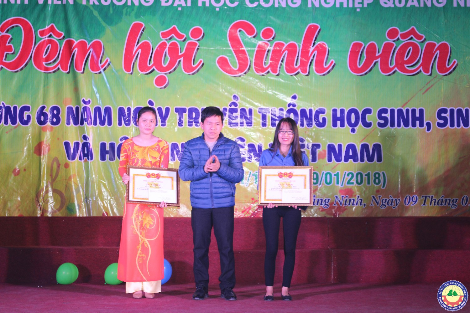 Đêm hội sinh viên kỷ niệm 68 năm ngày truyền thống HSSV 9.1.2018