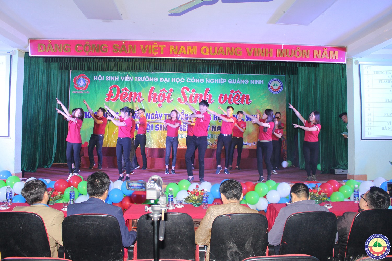 Đêm hội sinh viên kỷ niệm 68 năm ngày truyền thống HSSV 9.1.2018