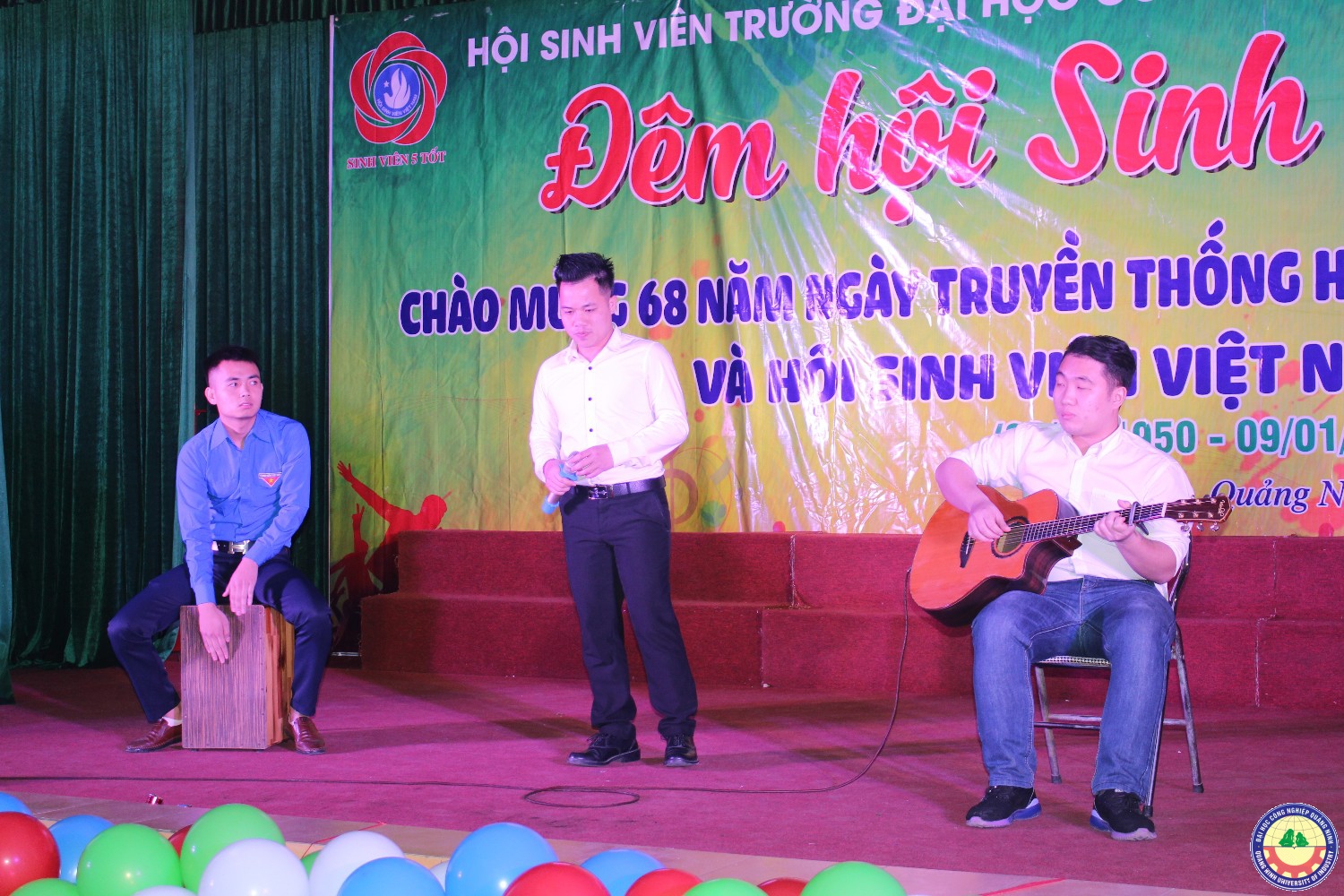 Đêm hội sinh viên kỷ niệm 68 năm ngày truyền thống HSSV 9.1.2018