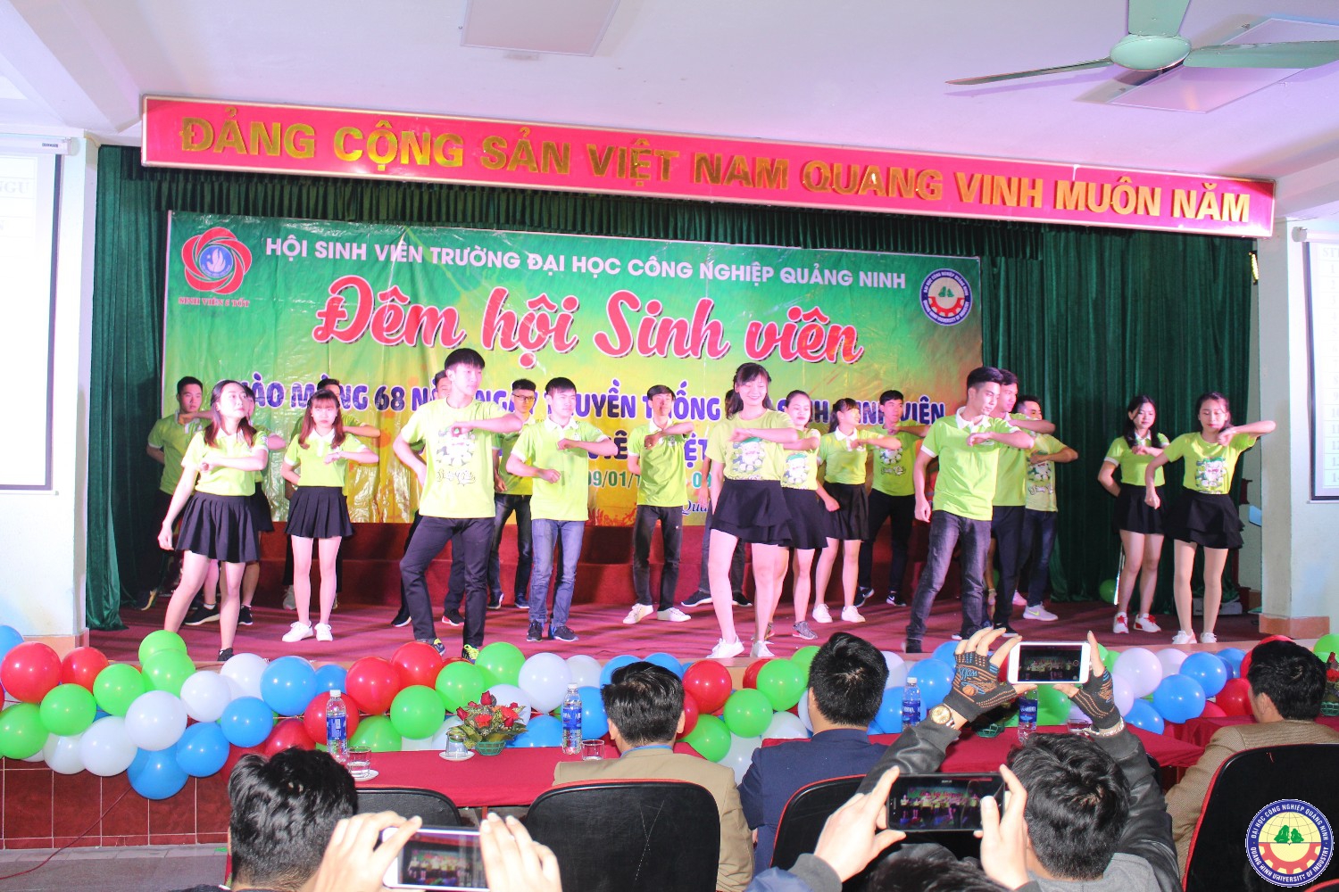 Đêm hội sinh viên kỷ niệm 68 năm ngày truyền thống HSSV 9.1.2018
