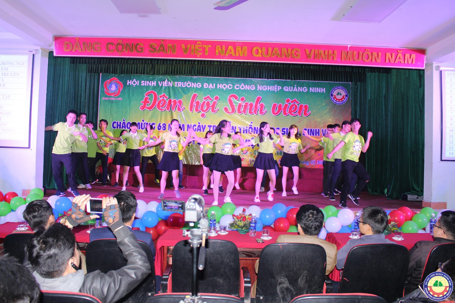 Đêm hội sinh viên kỷ niệm 68 năm ngày truyền thống HSSV 9.1.2018