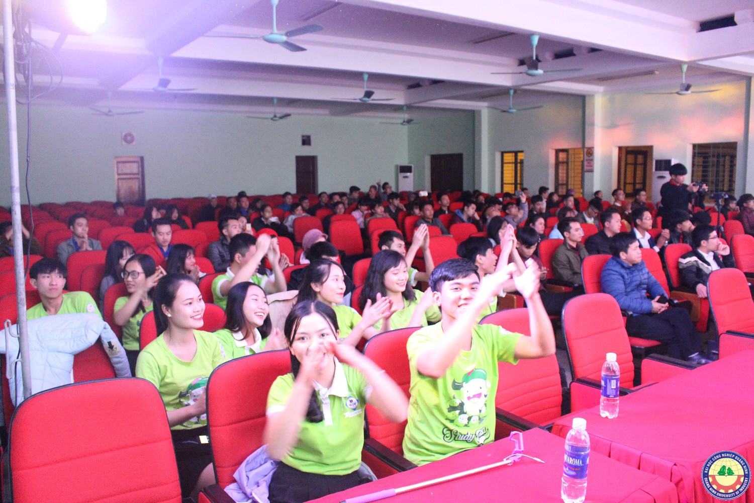 Đêm hội sinh viên kỷ niệm 68 năm ngày truyền thống HSSV 9.1.2018