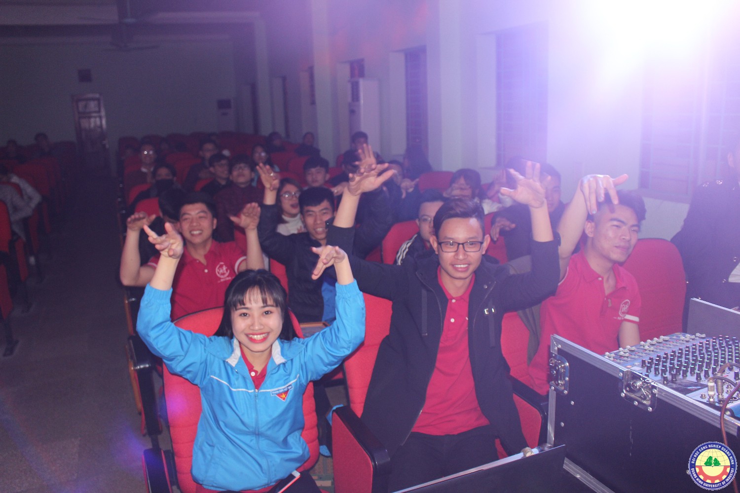 Đêm hội sinh viên kỷ niệm 68 năm ngày truyền thống HSSV 9.1.2018