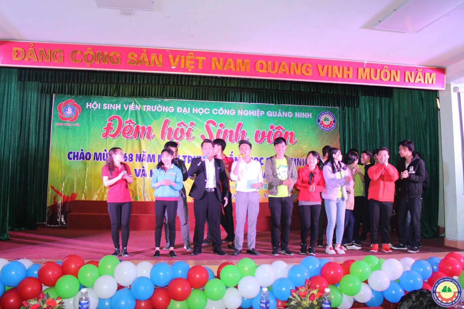 Đêm hội sinh viên kỷ niệm 68 năm ngày truyền thống HSSV 9.1.2018