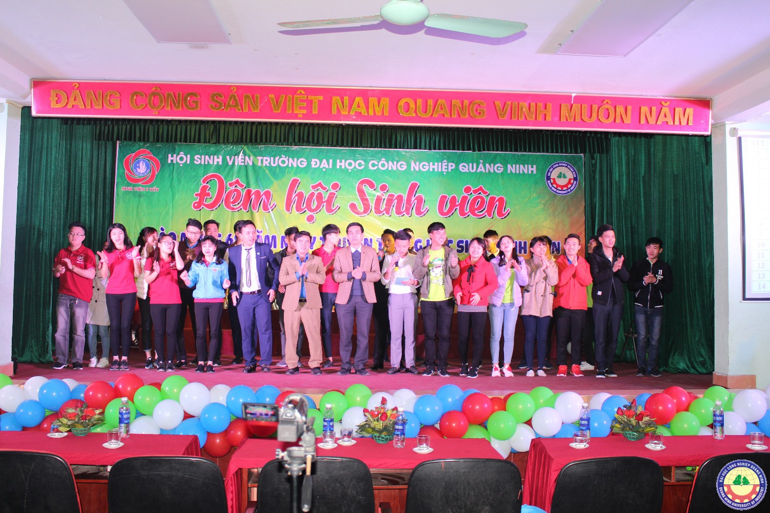 Đêm hội sinh viên kỷ niệm 68 năm ngày truyền thống HSSV 9.1.2018