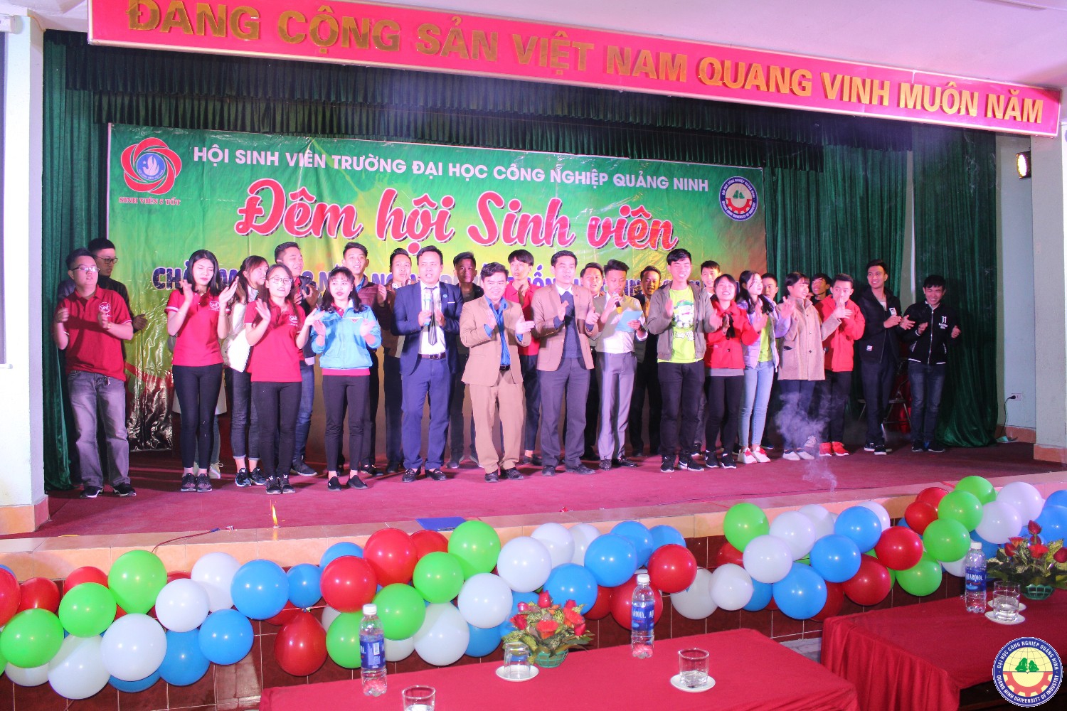Đêm hội sinh viên kỷ niệm 68 năm ngày truyền thống HSSV 9.1.2018
