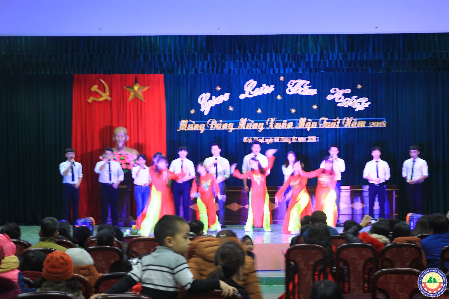 Giao lưu văn nghệ mừng Đảng - mừng xuân