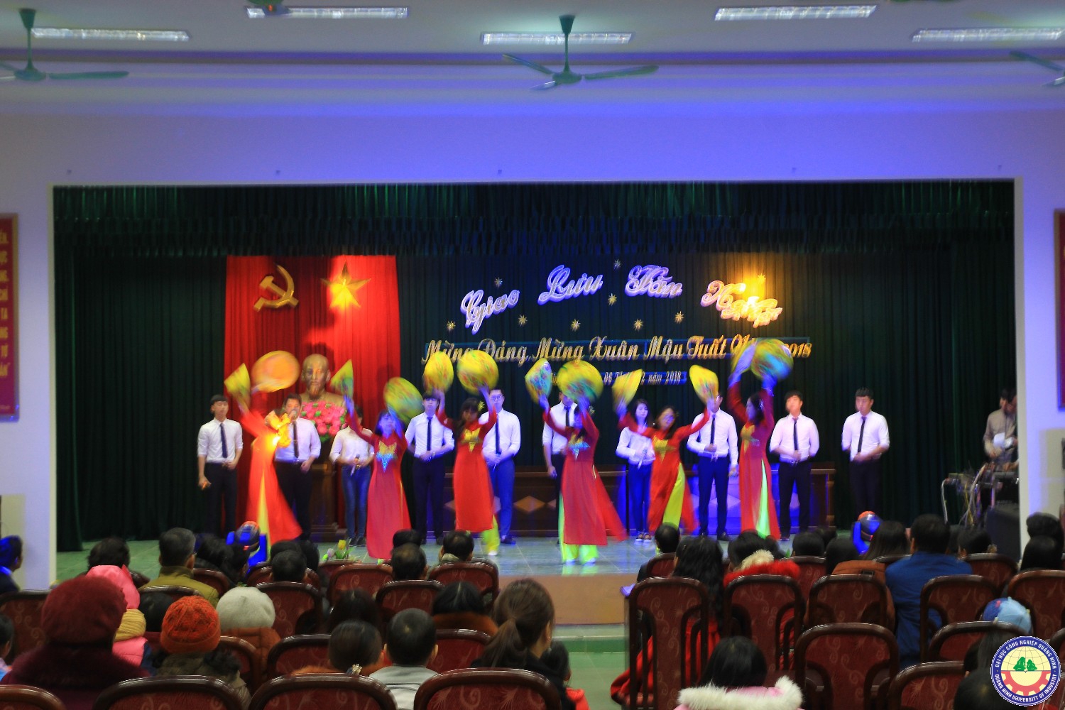 Giao lưu văn nghệ mừng Đảng - mừng xuân