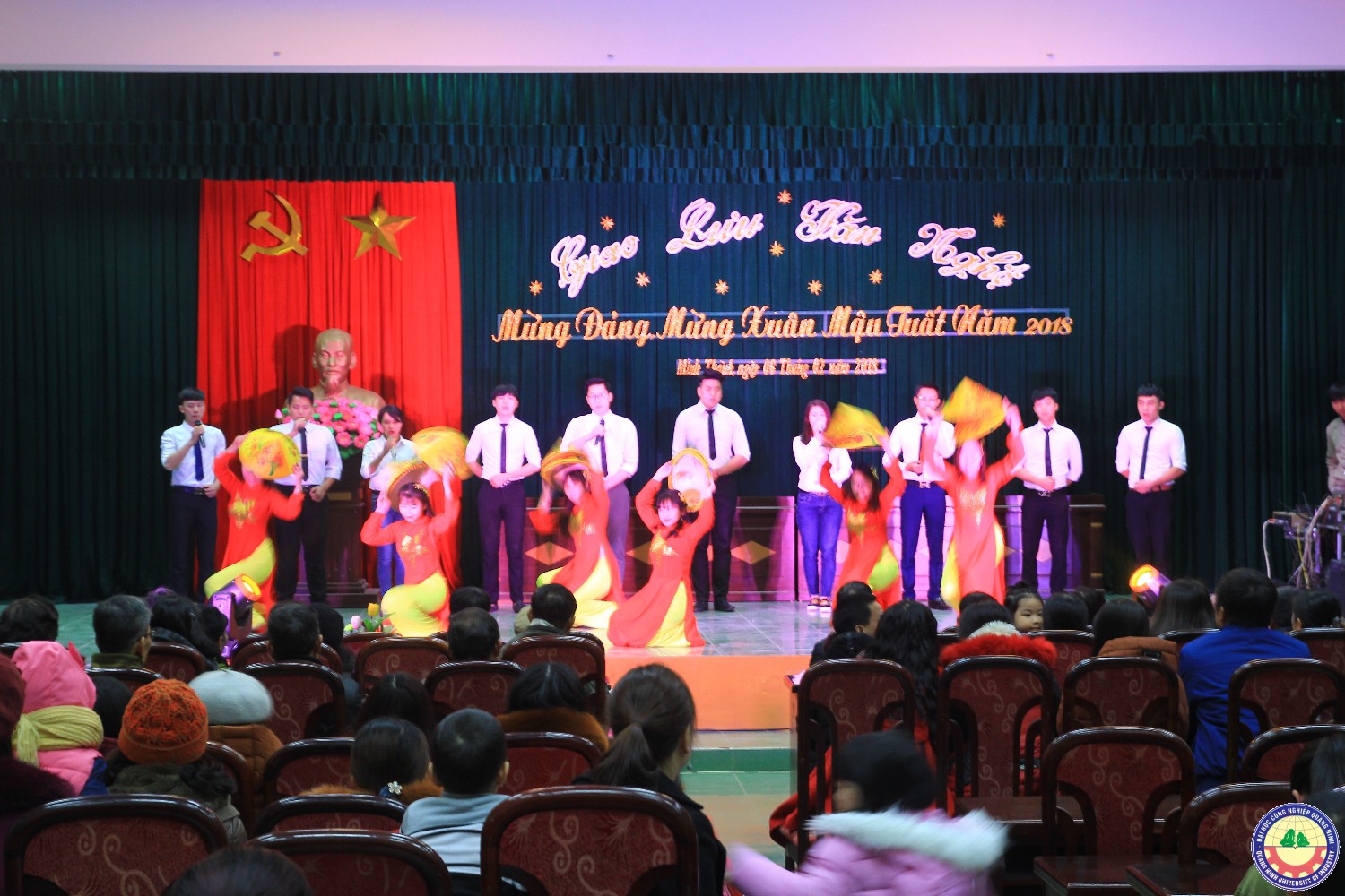 Giao lưu văn nghệ mừng Đảng - mừng xuân