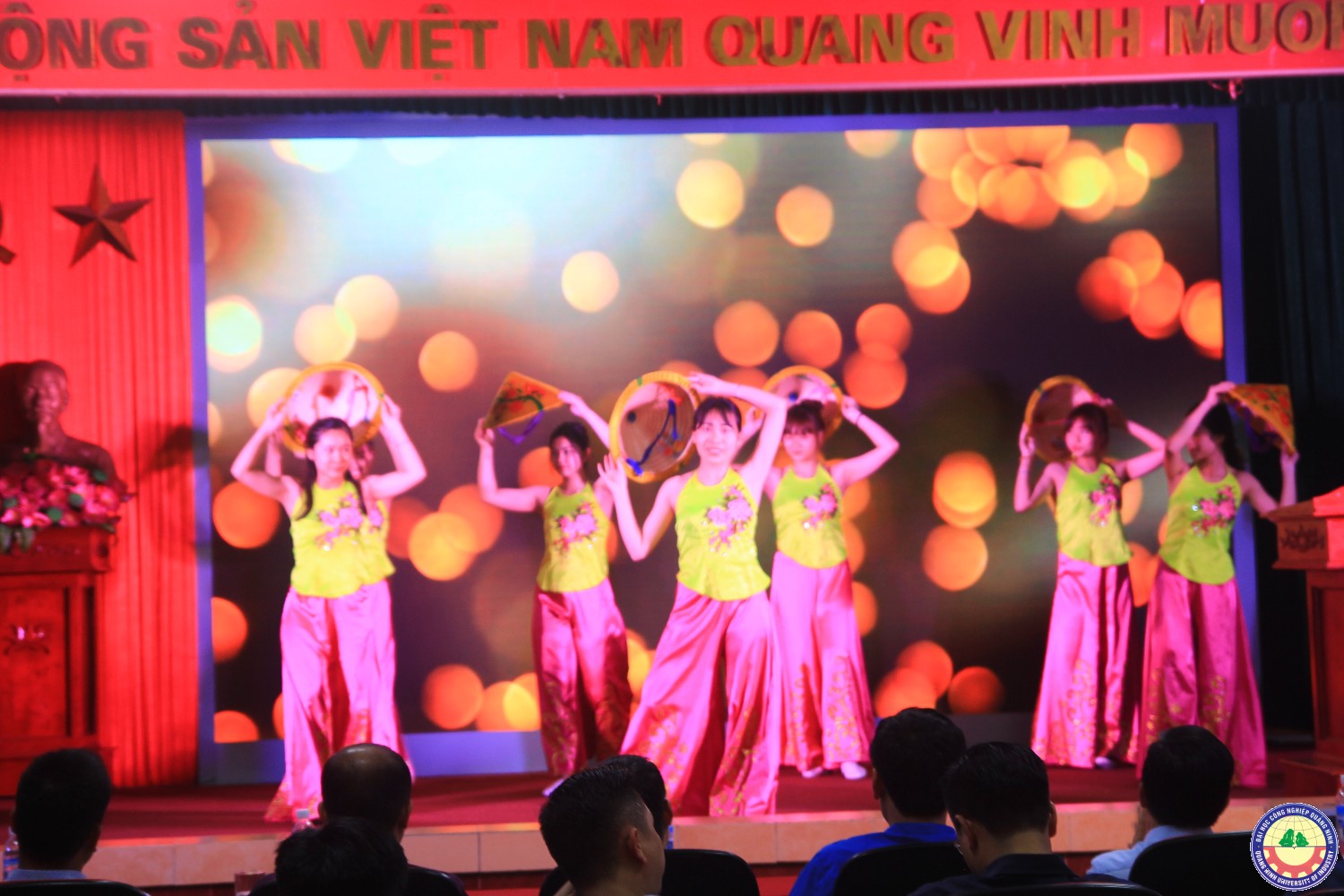 Kỉ niệm 87 năm thành lập Đoàn TNCS Hồ Chí Minh (gặp mặt truyền thống giao lưu văn nghệ thể thao)