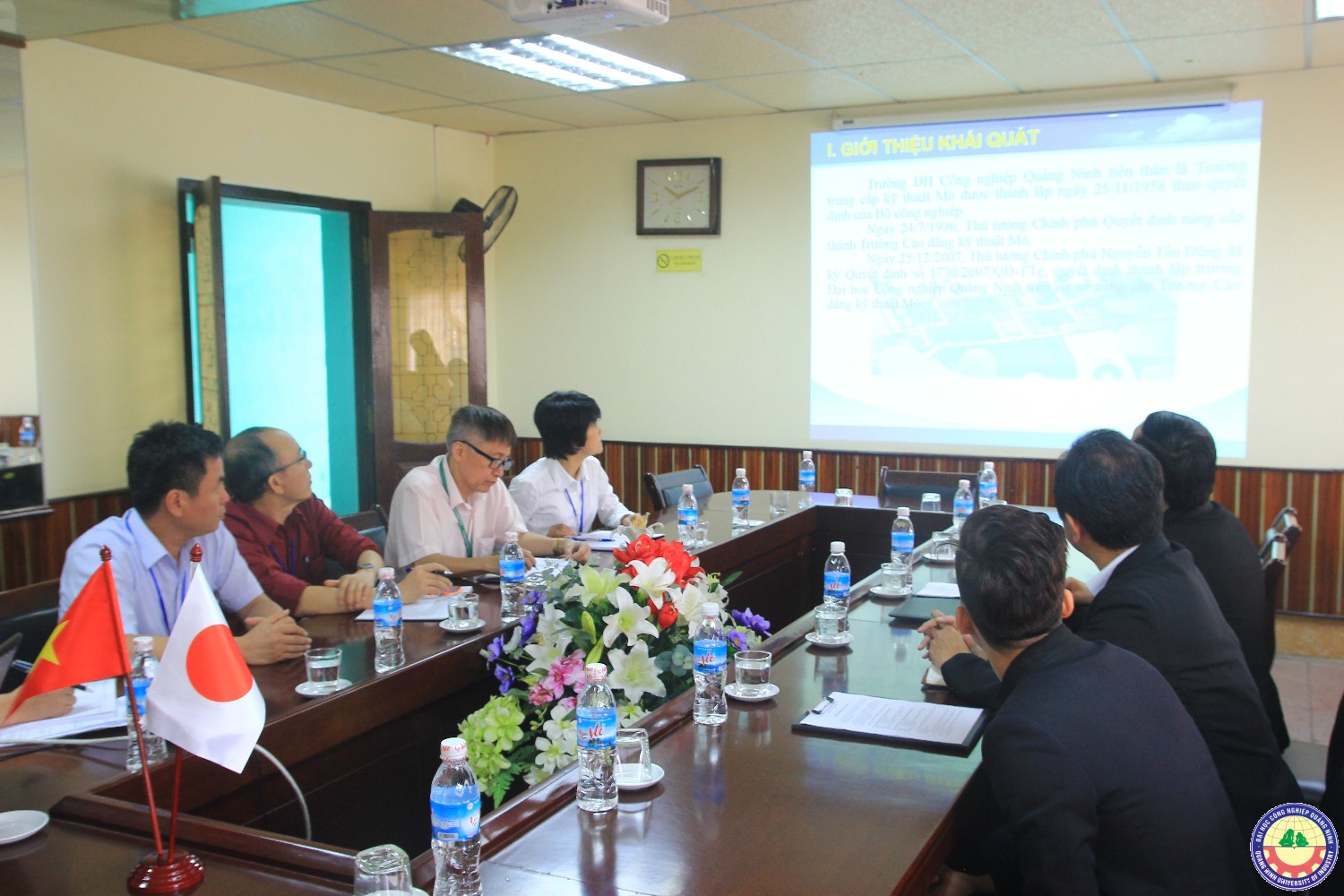 Công ty Asean Nhật Bản tới thăm và làm việc với nhà trường