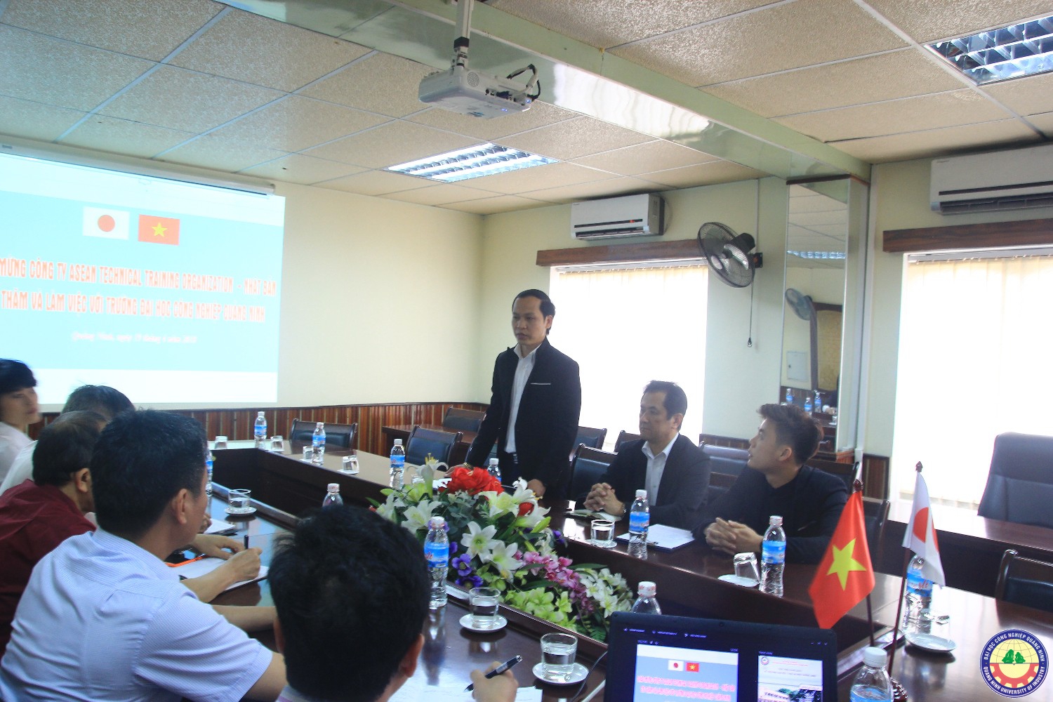 Công ty Asean Nhật Bản tới thăm và làm việc với nhà trường