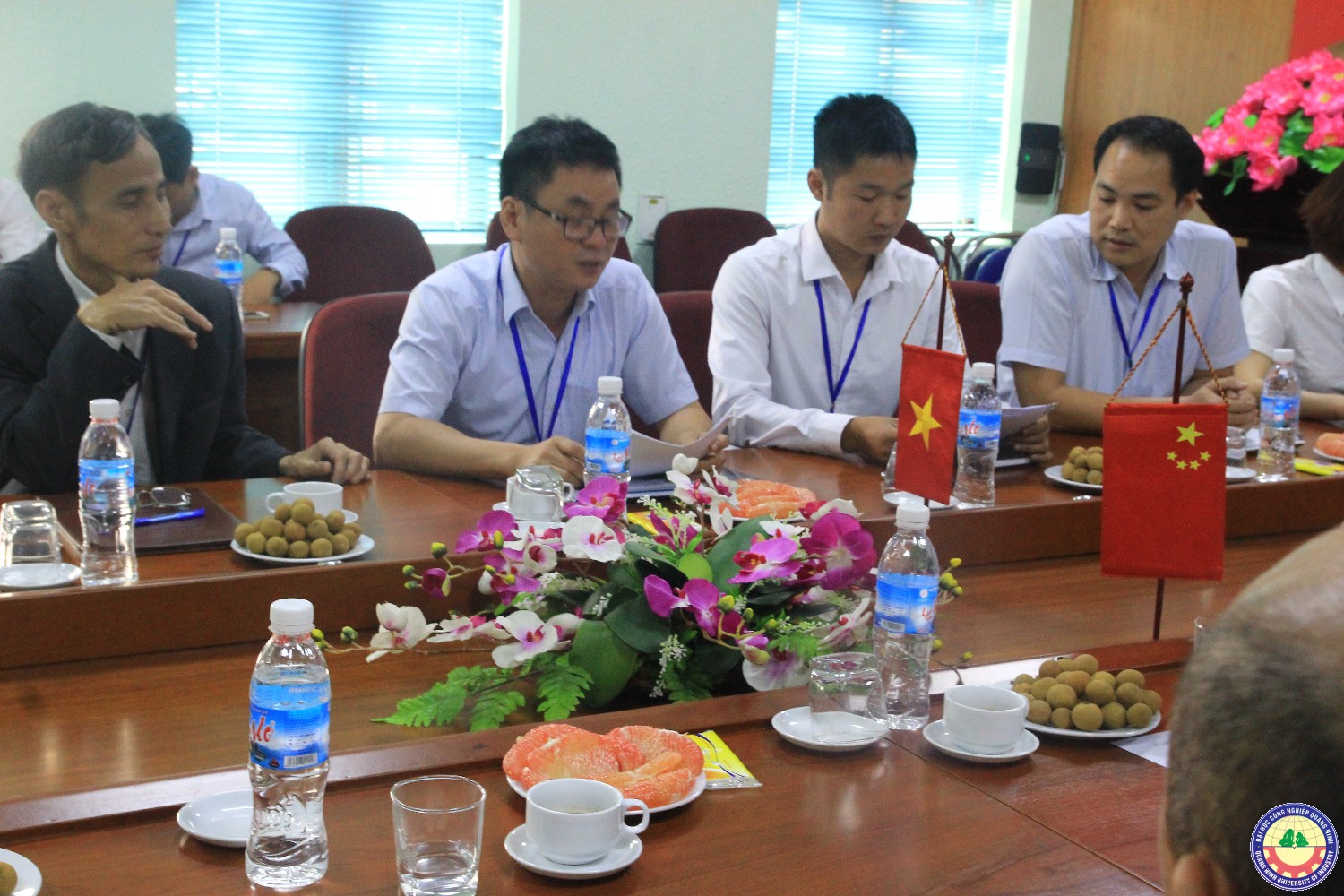Đoàn đại biểu Đại học Công nghệ Liêu Ninh Trung Quốc sang thăm và làm việc với trường ta
