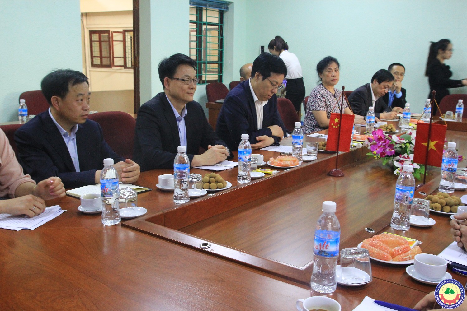 Đoàn đại biểu Đại học Công nghệ Liêu Ninh Trung Quốc sang thăm và làm việc với trường ta