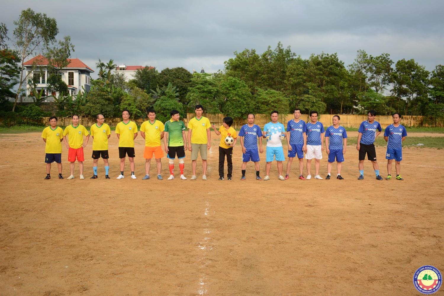Giải bóng đá cán bộ , công chức, viên chức chào mừng 128 năm ngày sinh chủ tịch Hồ Chí Minh (19/5/1890- 19/5/2018