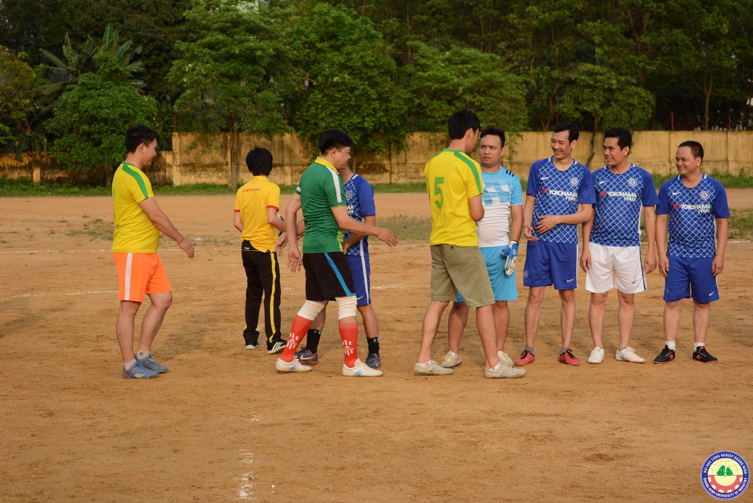 Giải bóng đá cán bộ , công chức, viên chức chào mừng 128 năm ngày sinh chủ tịch Hồ Chí Minh (19/5/1890- 19/5/2018