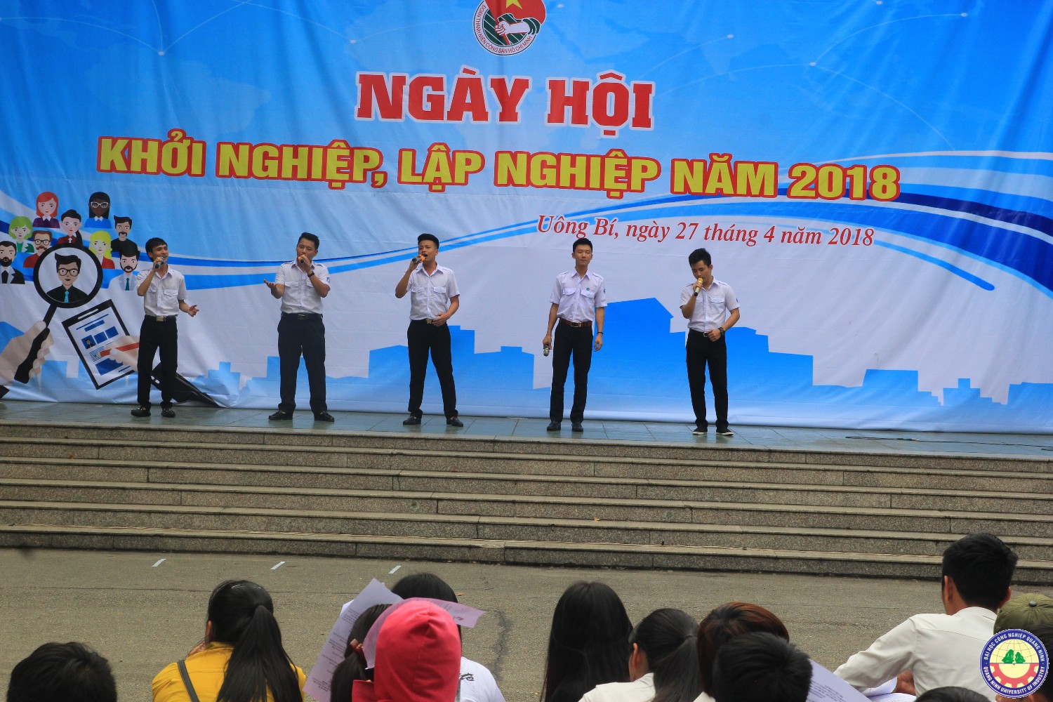 Sinh viên trường tham gia ngày Hội Khởi nghiệp, lập nghiệp 2018