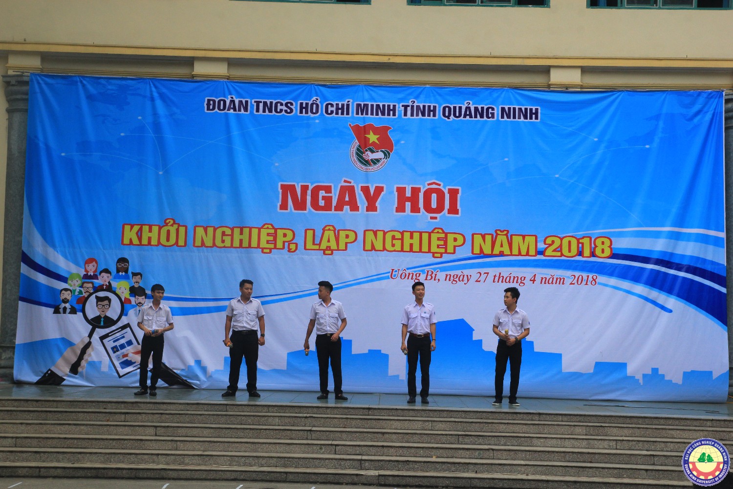 Sinh viên trường tham gia ngày Hội Khởi nghiệp, lập nghiệp 2018