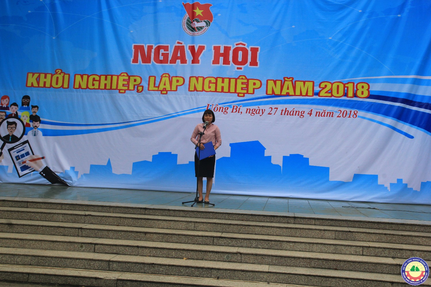 Sinh viên trường tham gia ngày Hội Khởi nghiệp, lập nghiệp 2018