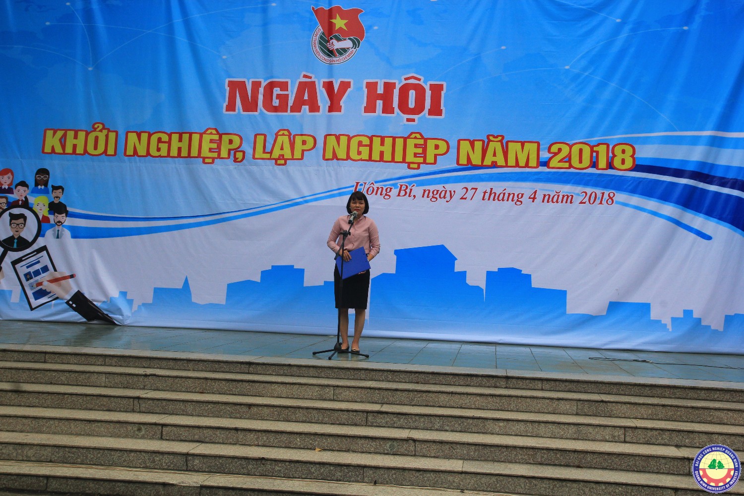 Sinh viên trường tham gia ngày Hội Khởi nghiệp, lập nghiệp 2018