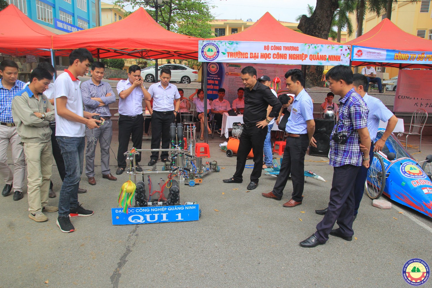 Sinh viên trường tham gia ngày Hội Khởi nghiệp, lập nghiệp 2018