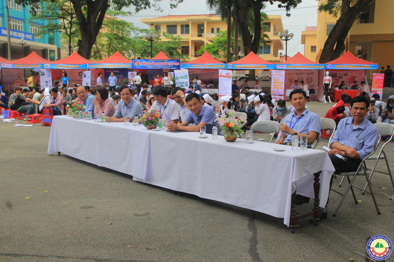 Sinh viên trường tham gia ngày Hội Khởi nghiệp, lập nghiệp 2018