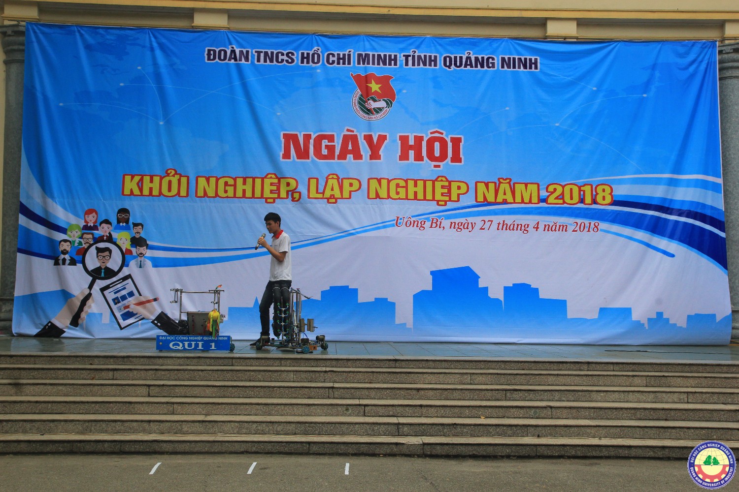 Sinh viên trường tham gia ngày Hội Khởi nghiệp, lập nghiệp 2018