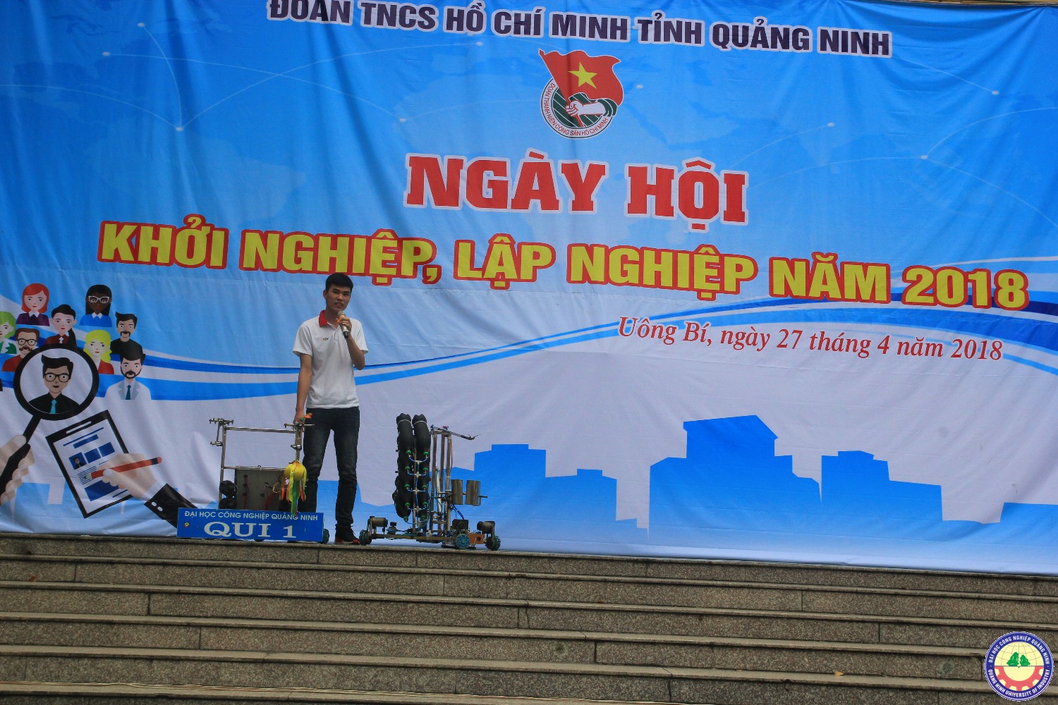 Sinh viên trường tham gia ngày Hội Khởi nghiệp, lập nghiệp 2018