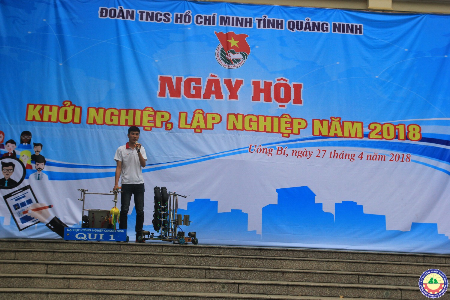 Sinh viên trường tham gia ngày Hội Khởi nghiệp, lập nghiệp 2018