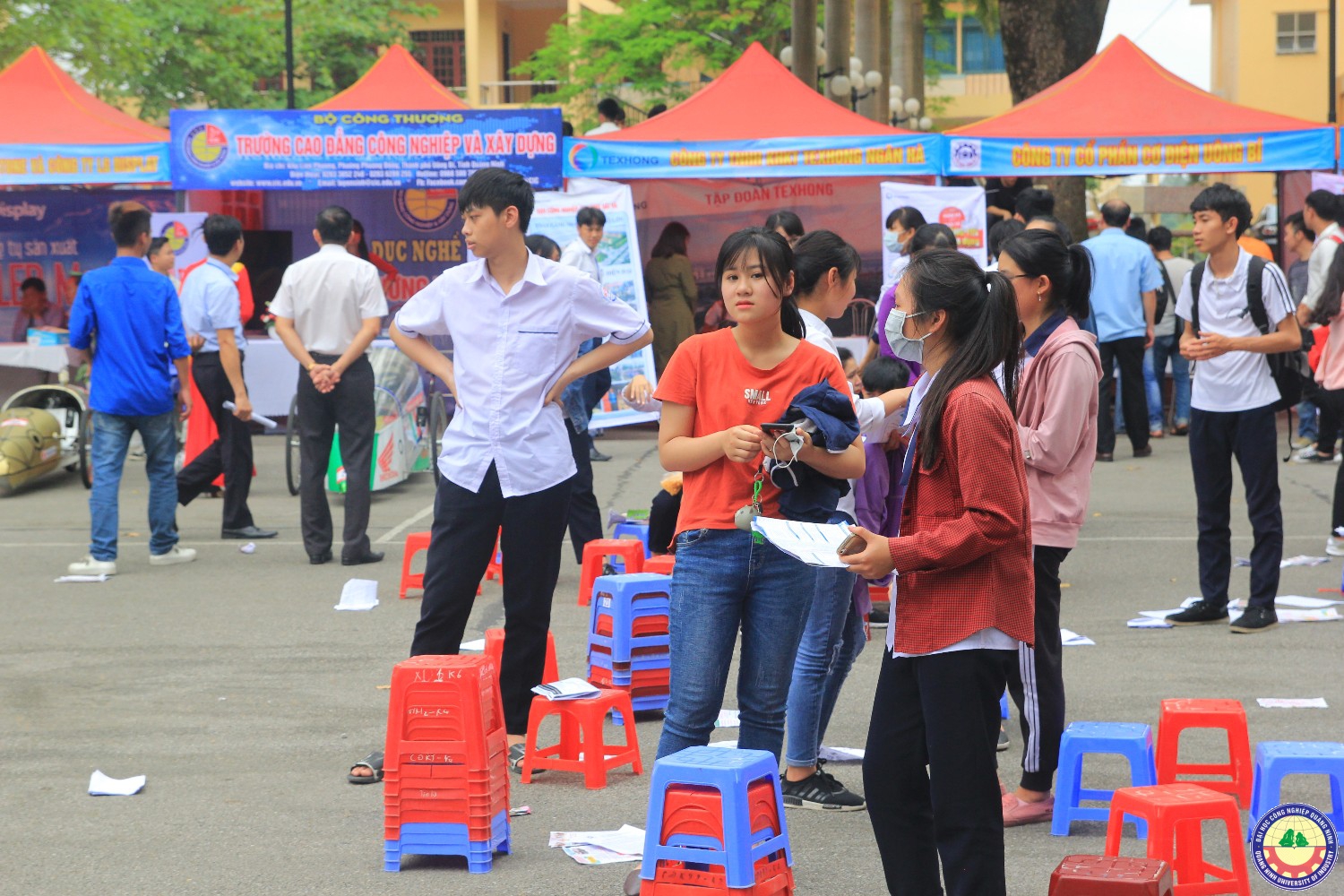 Sinh viên trường tham gia ngày Hội Khởi nghiệp, lập nghiệp 2018