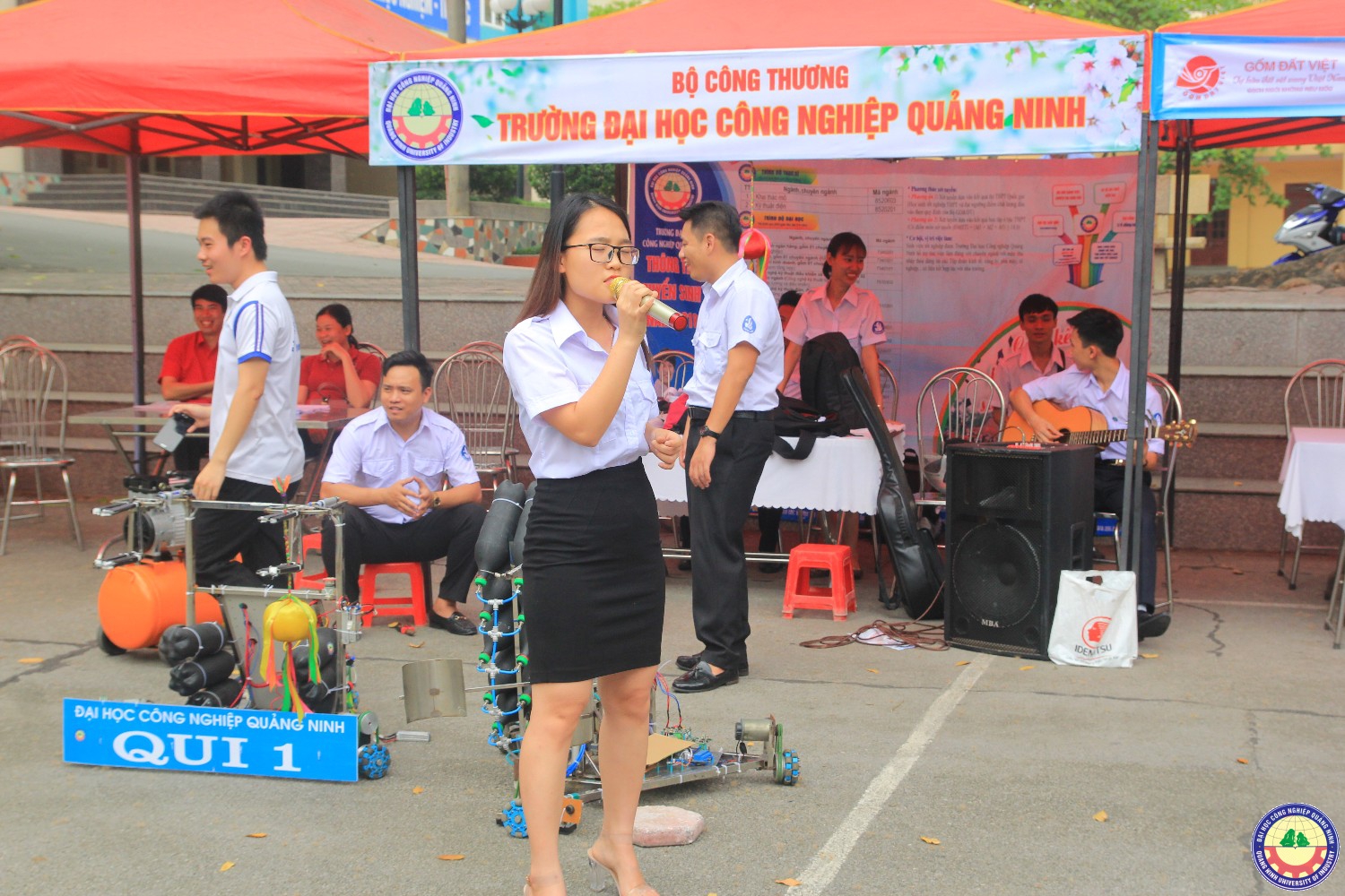 Sinh viên trường tham gia ngày Hội Khởi nghiệp, lập nghiệp 2018