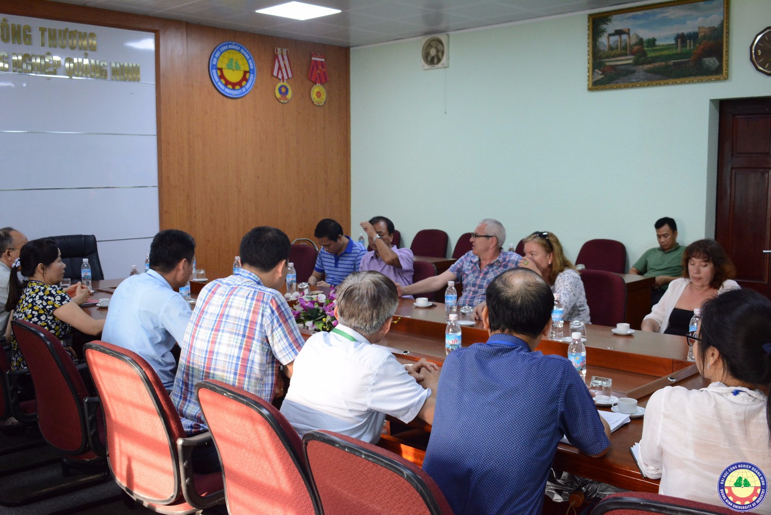 Trường Đại học Công nghiệp Quảng Ninh làm việc với đoàn đại biểu nước Nga