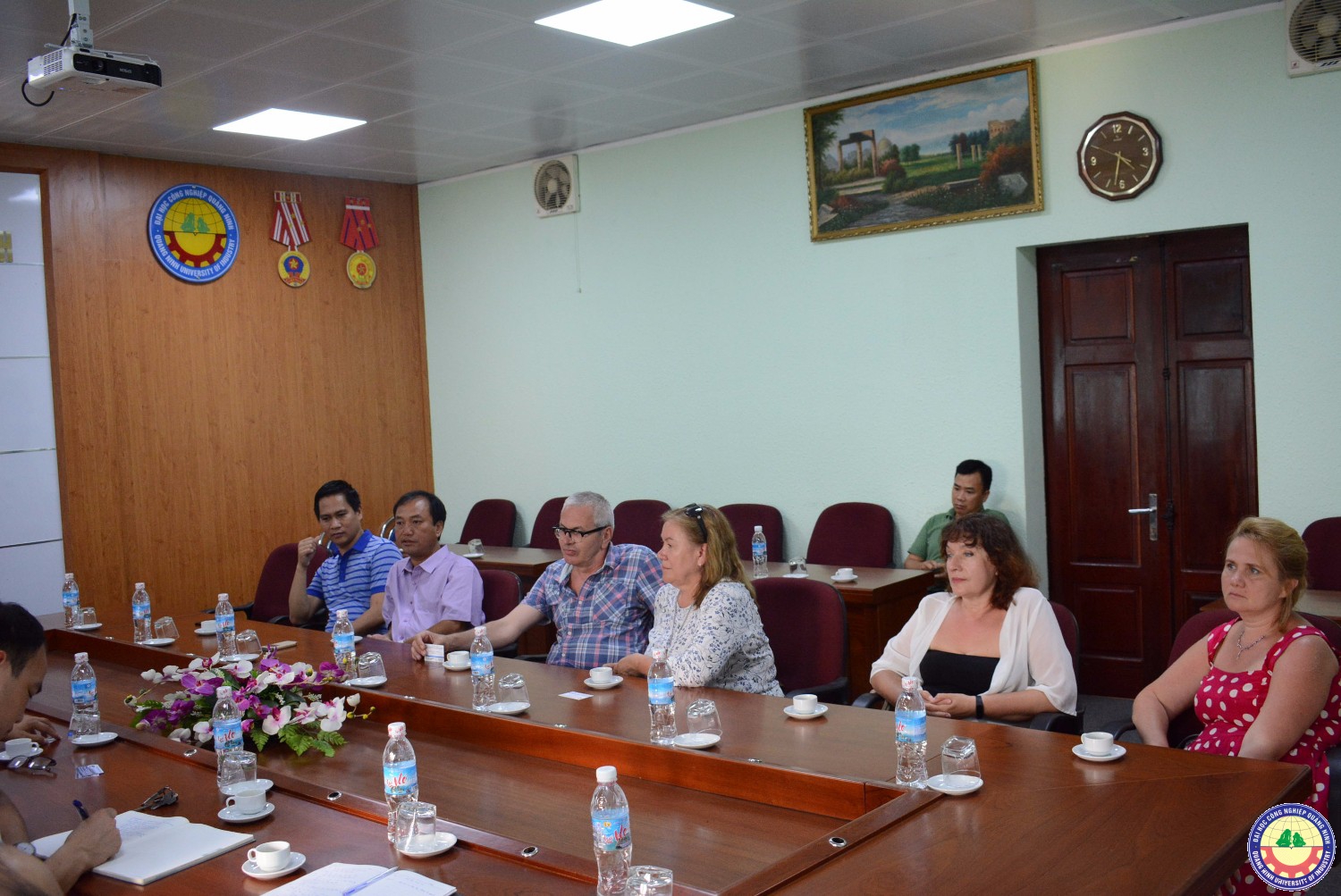 Trường Đại học Công nghiệp Quảng Ninh làm việc với đoàn đại biểu nước Nga