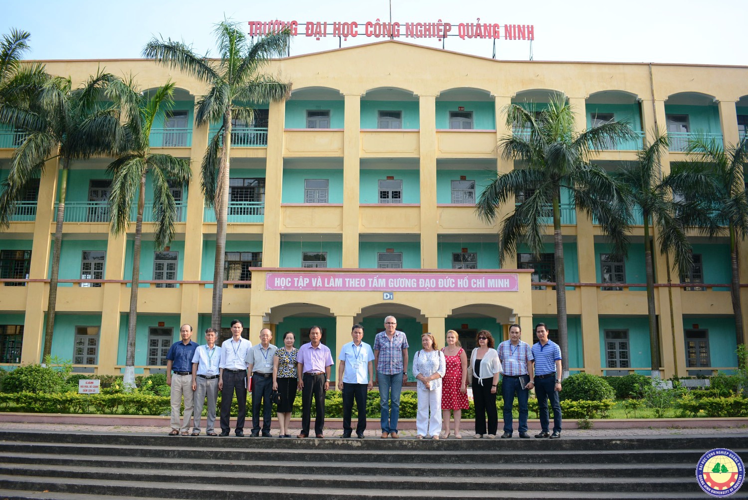 Trường Đại học Công nghiệp Quảng Ninh làm việc với đoàn đại biểu nước Nga