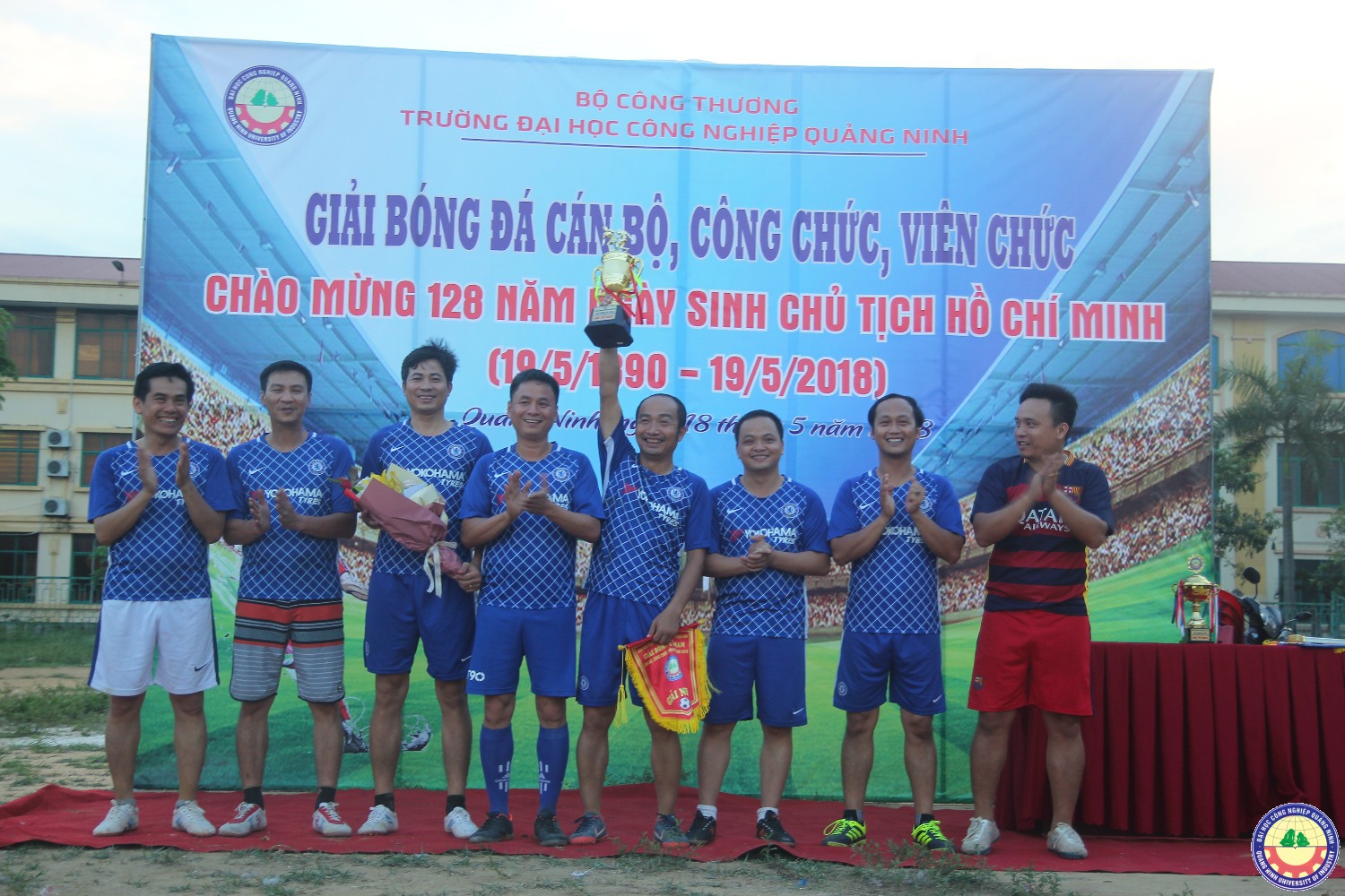 Chung kết giải bóng đá cán bộ CCVC trường chào mừng sinh nhật Bác 19/5