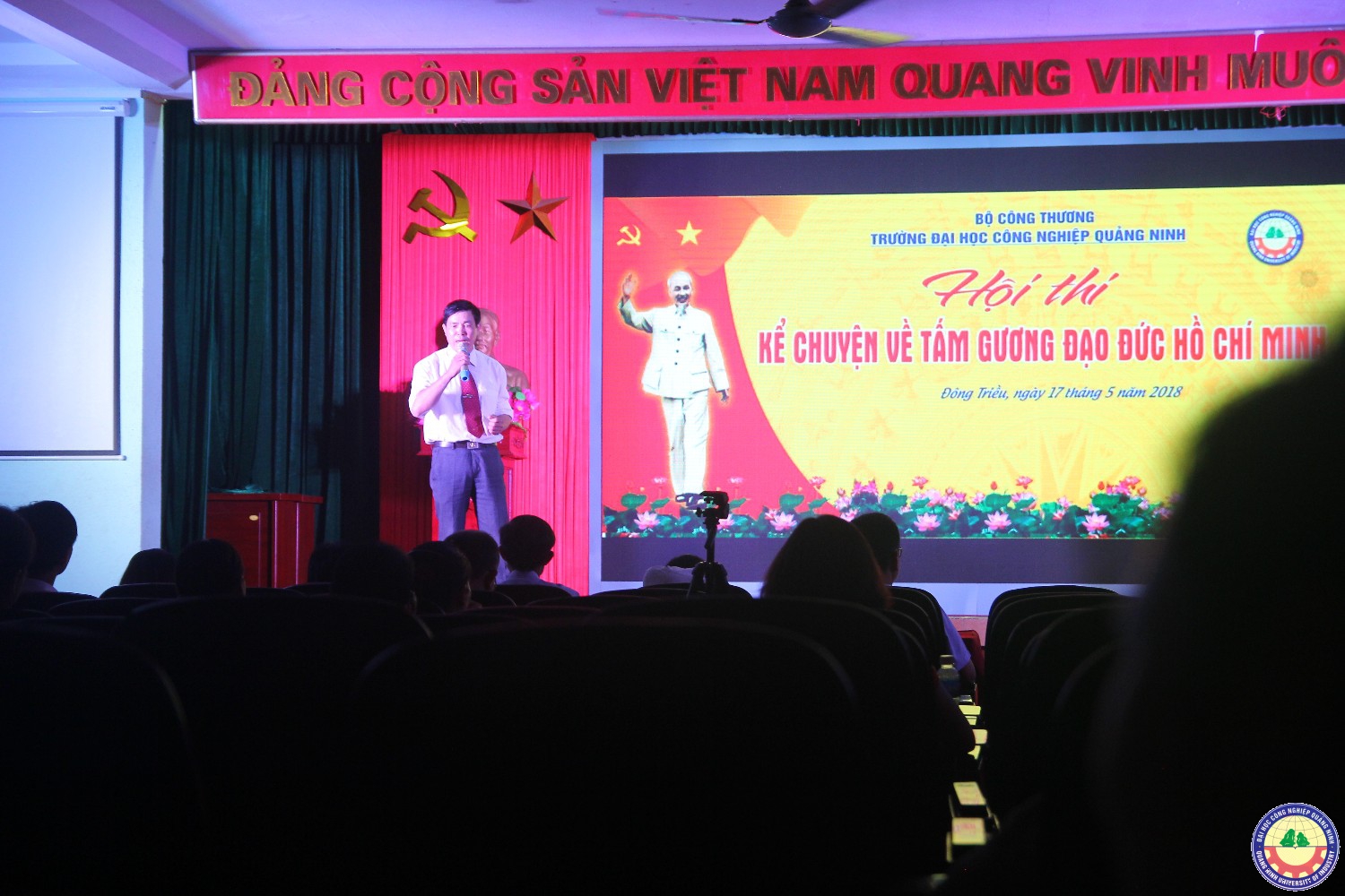 Hội thi kể chuyện về tấm gương đạo đức Hồ Chí Minh