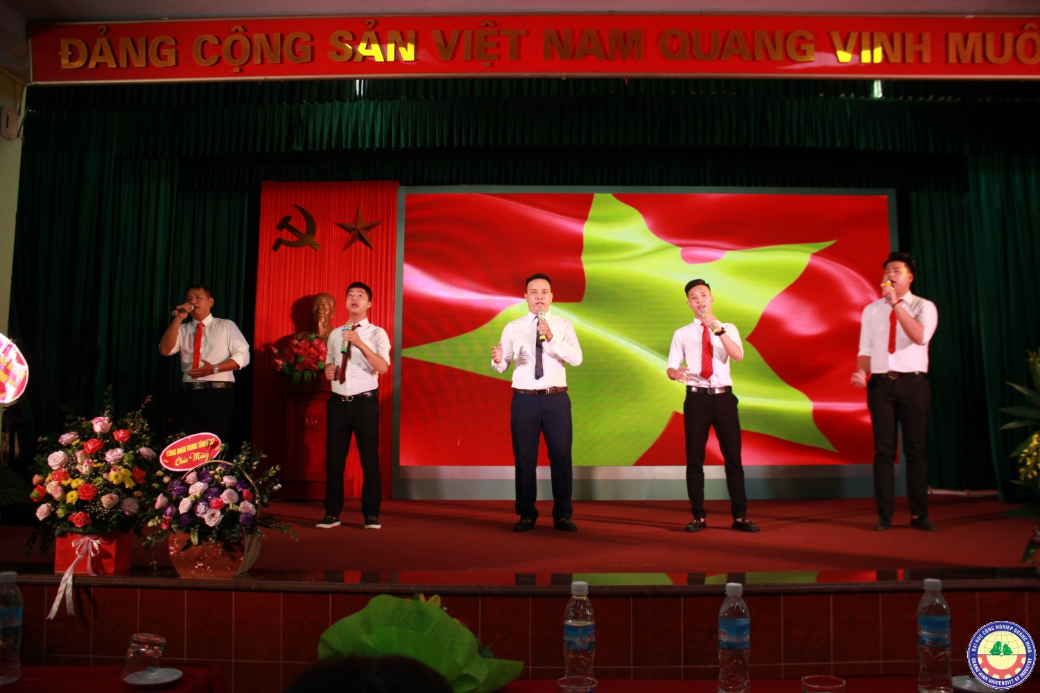 Gặp mặt kỉ niệm 88 nămngày phụ nữ VN 20/10
