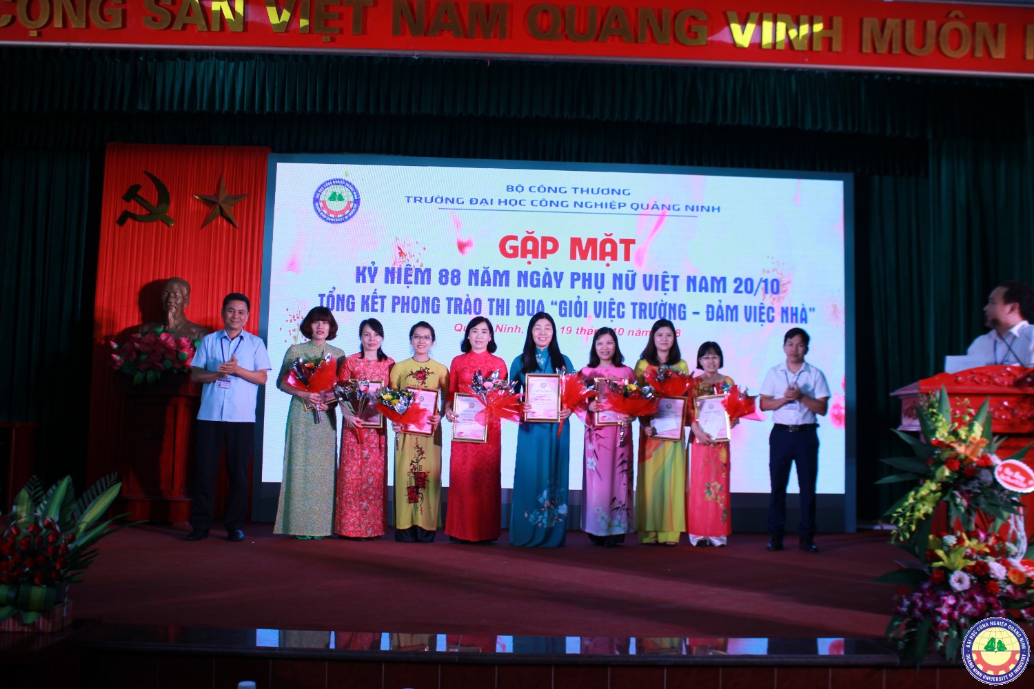 Gặp mặt kỉ niệm 88 nămngày phụ nữ VN 20/10