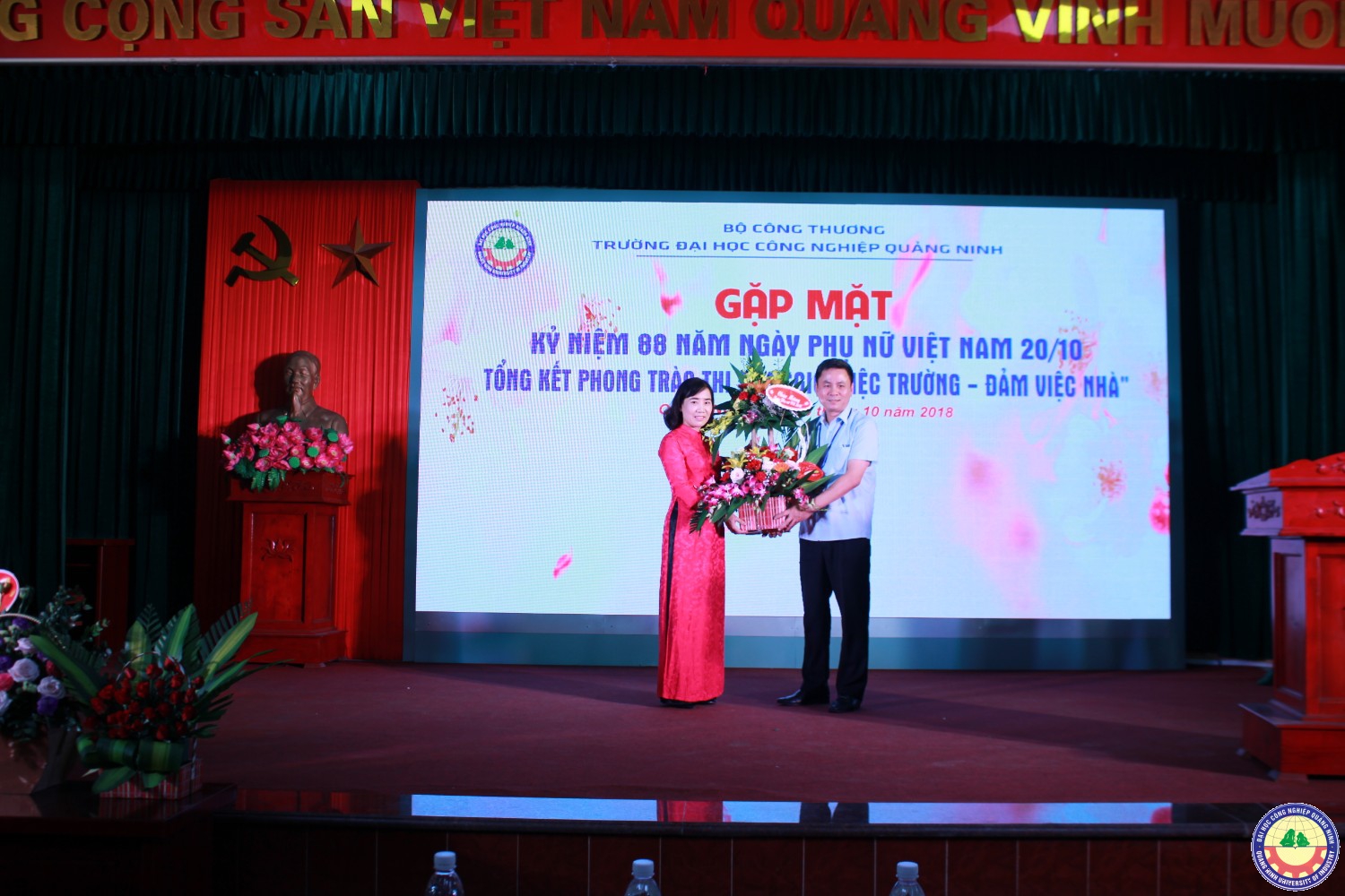 Gặp mặt kỉ niệm 88 nămngày phụ nữ VN 20/10
