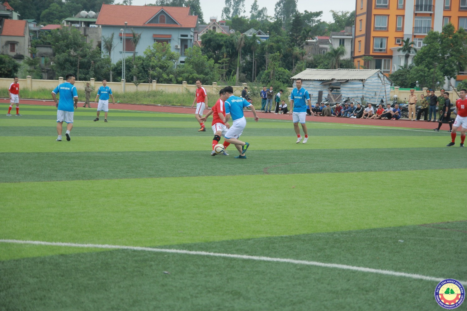 Giao lưu bóng đá Thanh niên Quảng Tây Trung Quốc và Sinh viên trường ĐHCN Quáng Ninh